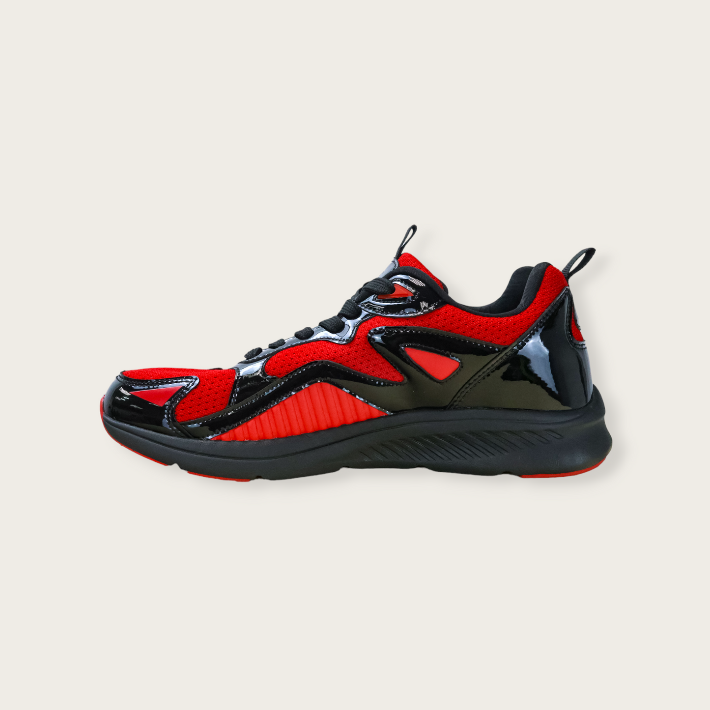SUPER RAPIDO MODEL Training Shoes [Red ✕ Black Enamel]