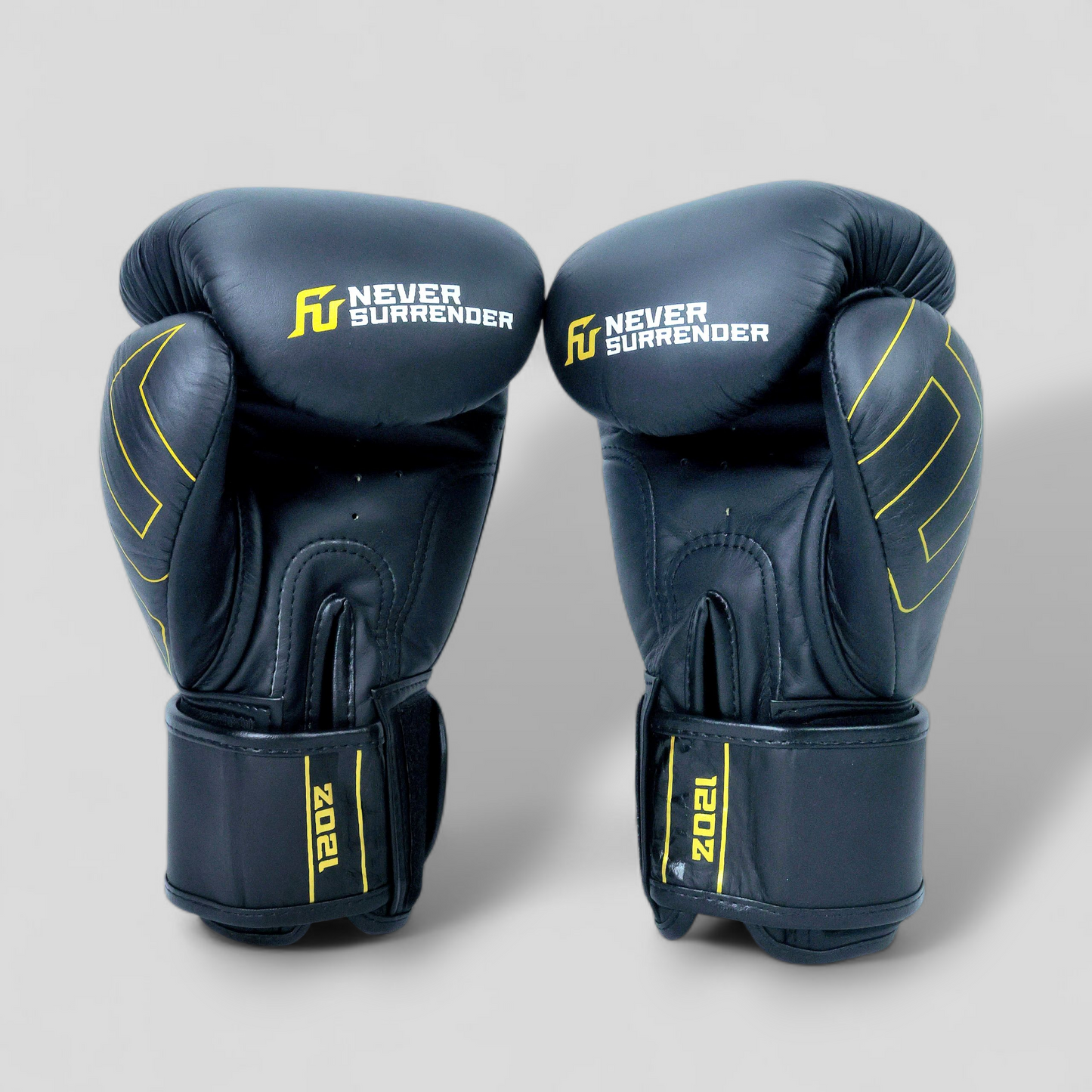 [Pre-order] Hajime no Ippo x FUEGO Boxing Gloves Takamura Mamoru Ver. [Black x Gold]